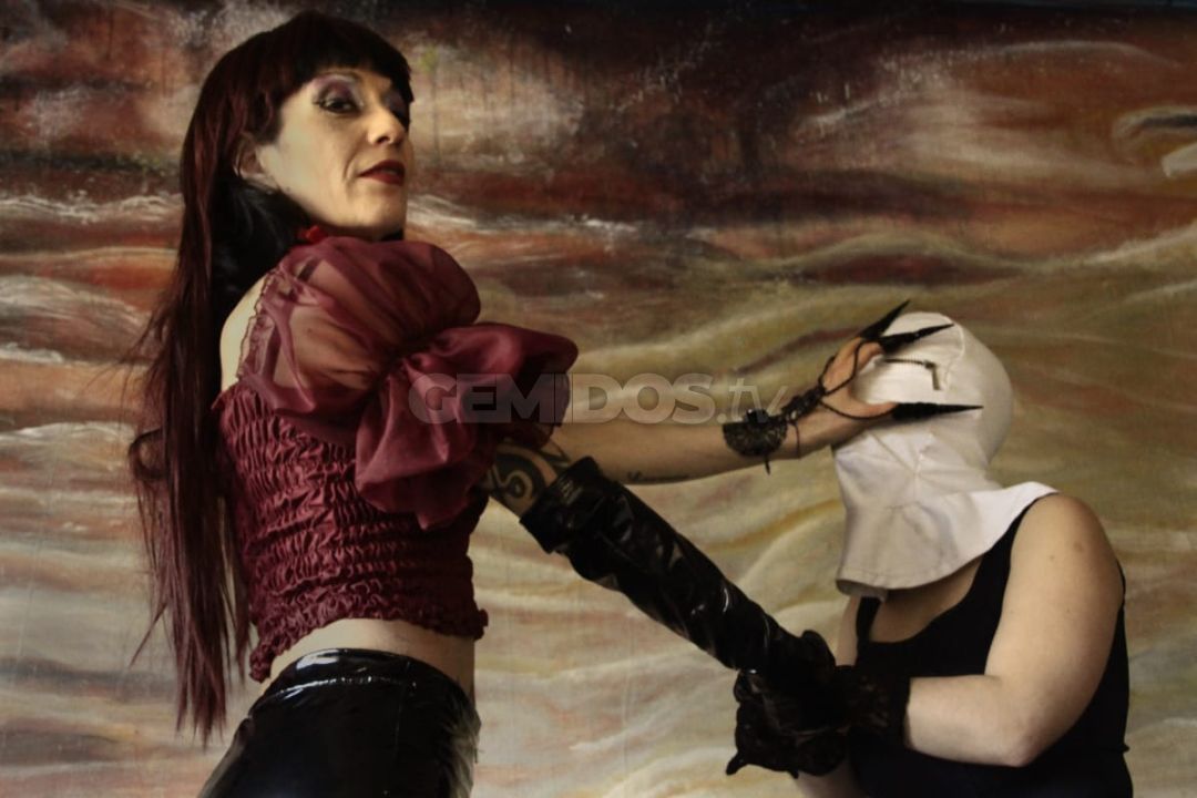Mistress Vero Rua 