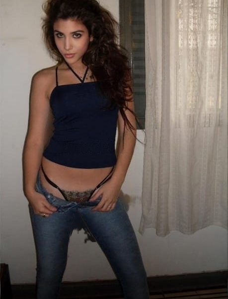 I'm a young independent Mexican girl with a lovely smile who is looking forward to your visit. I live in the city centre so I'm close to evey hotel and we will have a great time!!! I also like to kiss and cuddle which makes the moment more intimate and special without any magic :) If you are looking for a discrete, good looking and intelligent neighbour girl then look no further. Spend time with me, you truly never forget!!! Just for information – I am a lovely sexy romantic girl, not a machine ;)