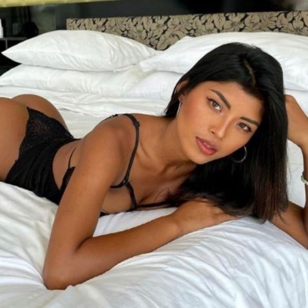 Hello, gentlemen in Dubai I am here to serve you the best. If really you are having emotional problems and pressure from your work. I am always here ready to help you relieve the pressure and give you the freshest feeling. so you can enjoy sexual excitement and pleasure. I am a beautiful young girl and I know very well about massage and sex to make you so that you get the best pleasure when meeting me. And you will never forget those wonderful moments. I have a romantic and absolutely safe private space. Just to give you the most pleasure and pleasure when you meet me. If you are still stuck and