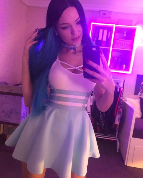 Hey! Je suis Cathia, une gentille fille et très sympa ici pour des rencontres coquines occasionnelles, des rendez-vous surprenants et inoubliables. Alors qu'est-ce que tu attends!? Rejoignez-moi pour être satisfait???
Mon Snapchat👻 cathia_lys