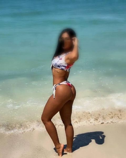 Hola mí amor soy una escorts Colombiana de piel canela y cuerpo tonificado . Pide tu cita😘